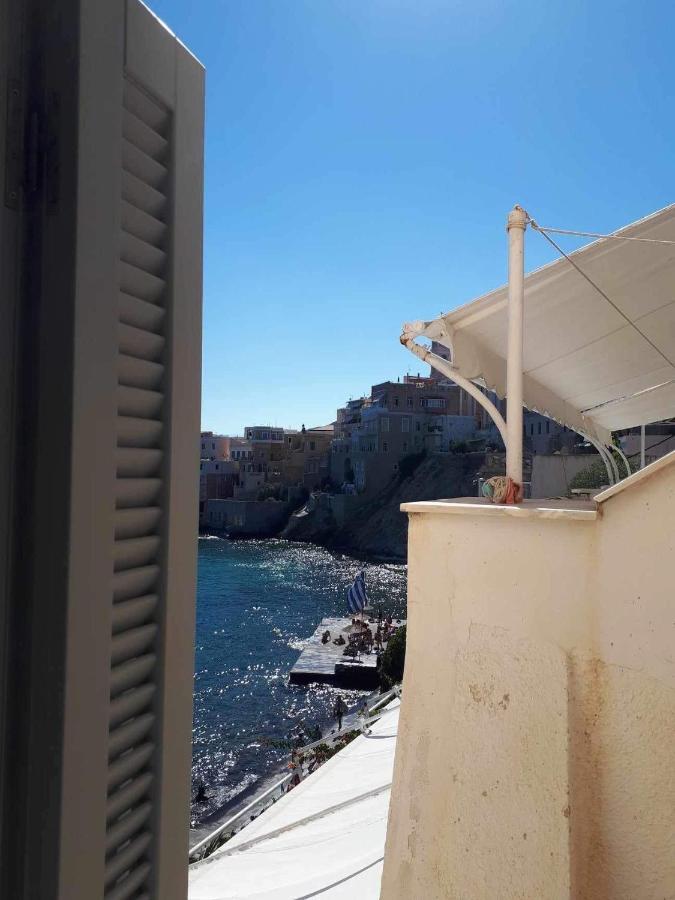 Seaside Serenade 1, Suite Ermoupoli Esterno foto
