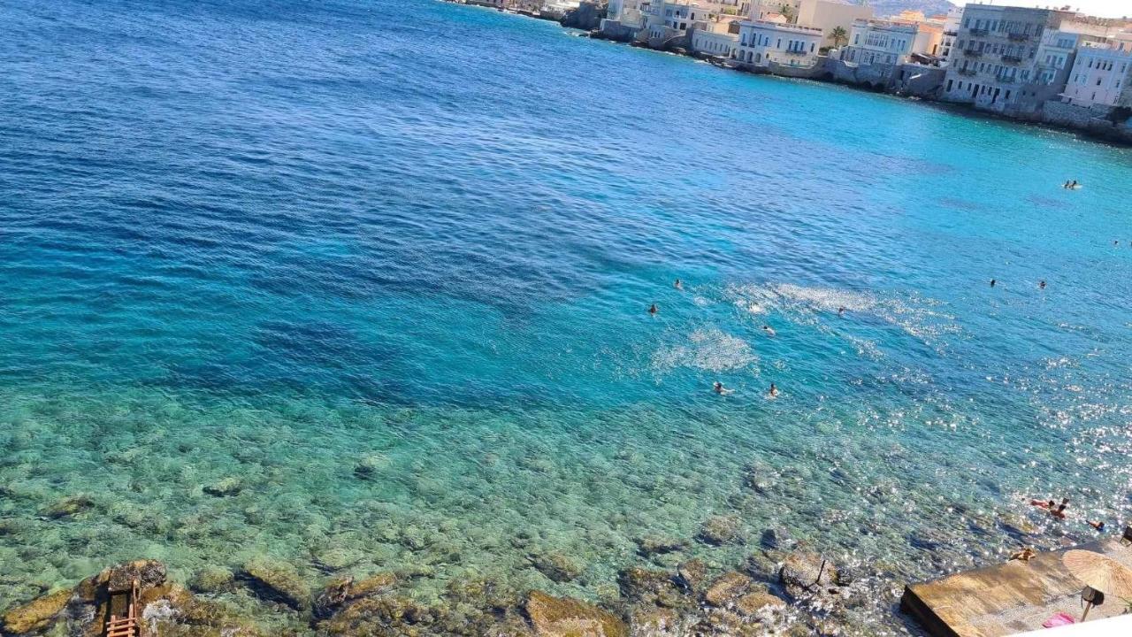 Seaside Serenade 1, Suite Ermoupoli Esterno foto