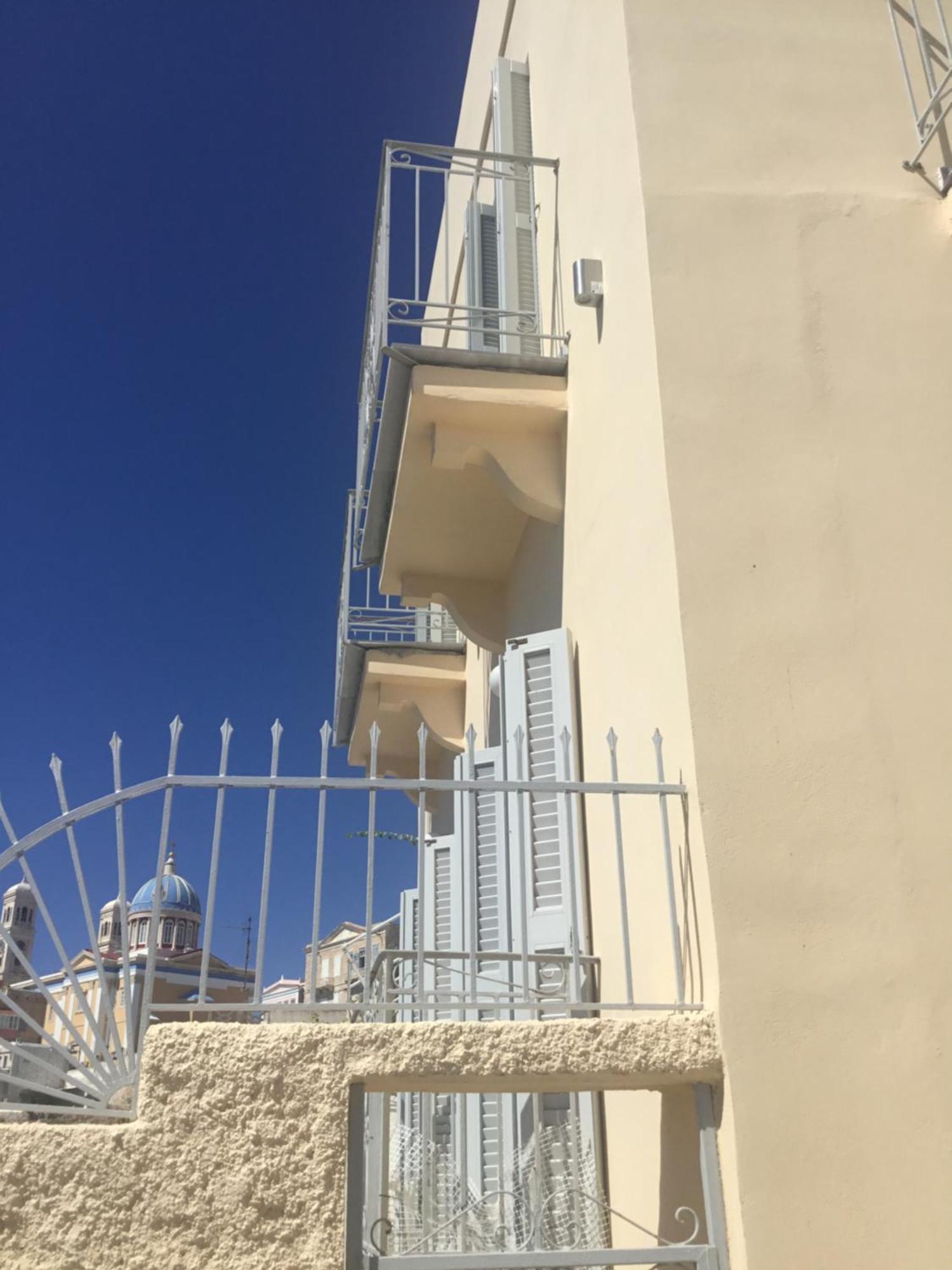 Seaside Serenade 1, Suite Ermoupoli Esterno foto